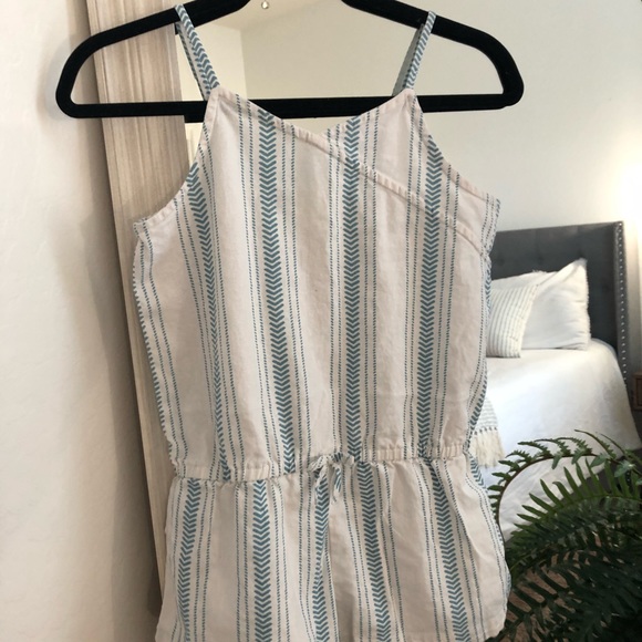 Two adorable Rompers - Picture 3 of 8